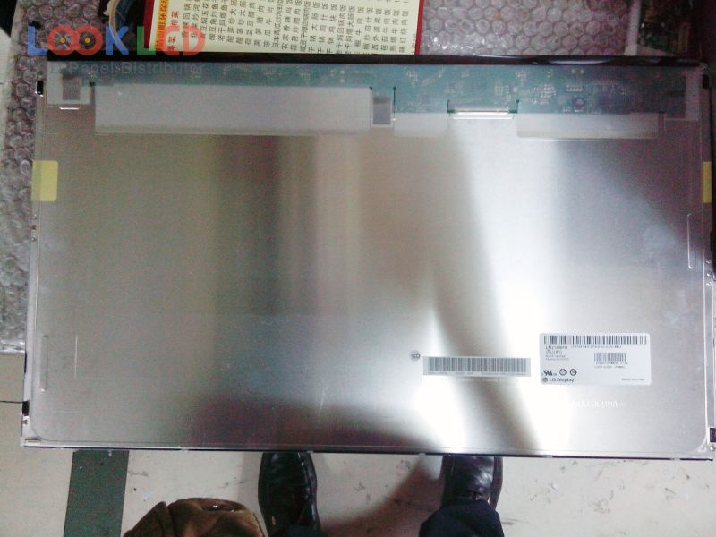 LM215WF8-TLA1